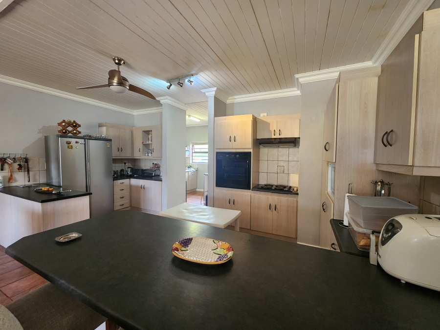 7 Bedroom Property for Sale in Cape Farms Western Cape